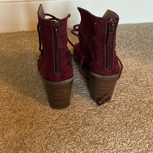 Breckelles maroon peep toe lace up shoes - Picture 5 of 5